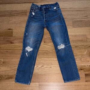 Gap Cheeky Straight High Rise Jeans in Size 25 (0R)